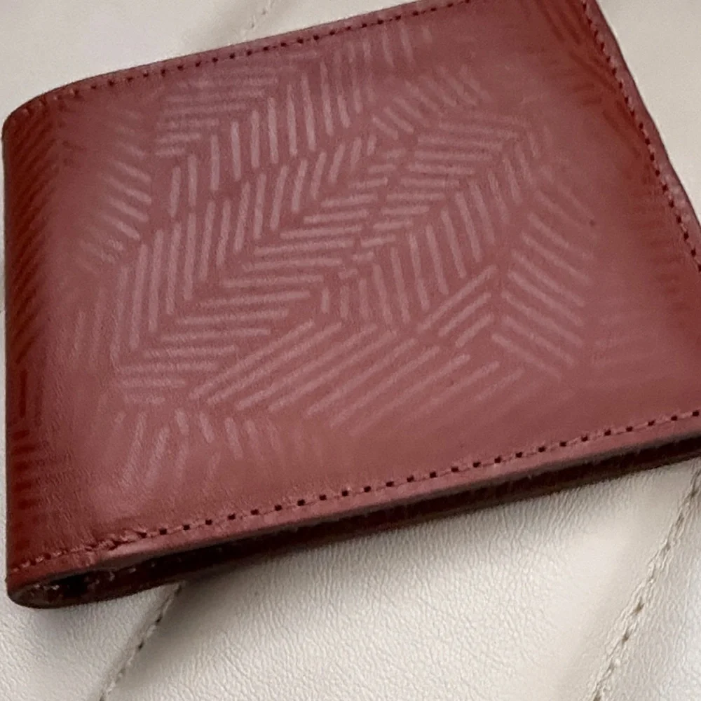 Fossil Tan Geometric Embossed Leather Bifold Wallet